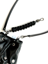画像をギャラリービューアに読み込む, Concho drawstring bag
