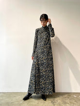 画像をギャラリービューアに読み込む, Smooth jersey dress
