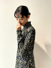 画像をギャラリービューアに読み込む, Smooth jersey dress
