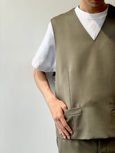 画像をギャラリービューアに読み込む, Wool mohair vest
