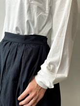 画像をギャラリービューアに読み込む, Tuck Skirt

