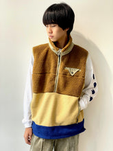 画像をギャラリービューアに読み込む, Wool jersey vest
