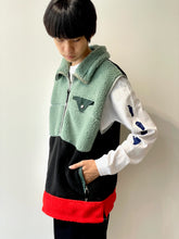 画像をギャラリービューアに読み込む, Wool jersey vest
