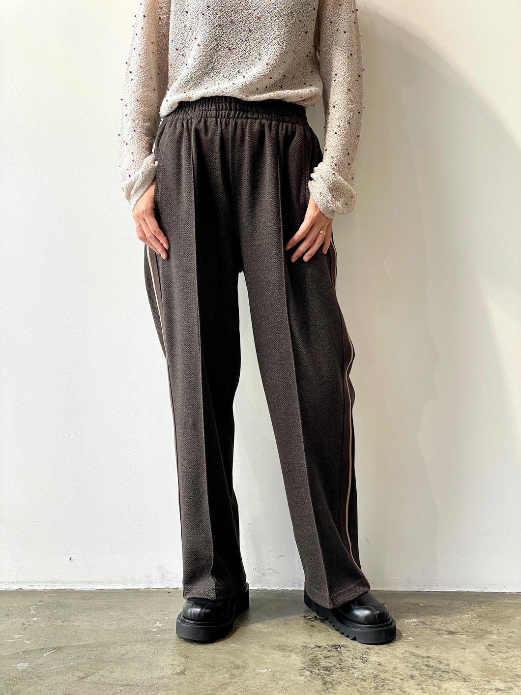 KNIT SIDELINE HERRINGBONE TRACK PANTS
