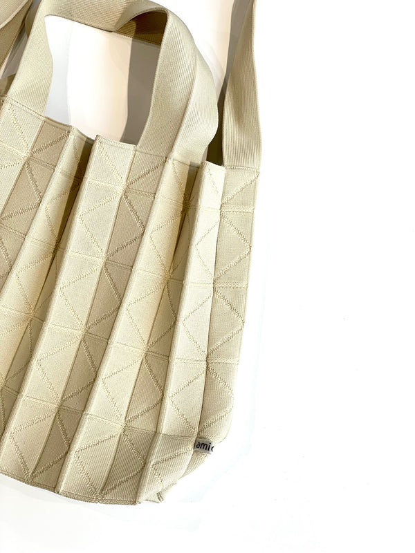 ORIGAMI PLEATS BAG