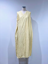 画像をギャラリービューアに読み込む, Wrap dress S/L
