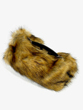 画像をギャラリービューアに読み込む, Fur hand bag

