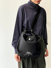 画像をギャラリービューアに読み込む, JOURNAL SMALL BAG
