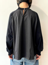 画像をギャラリービューアに読み込む, SWITCHING HIGH NECK CUT-SEW（2色）
