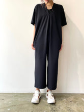 画像をギャラリービューアに読み込む, V-neck jumpsuit L/S
