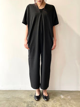 画像をギャラリービューアに読み込む, V-neck jumpsuit L/S
