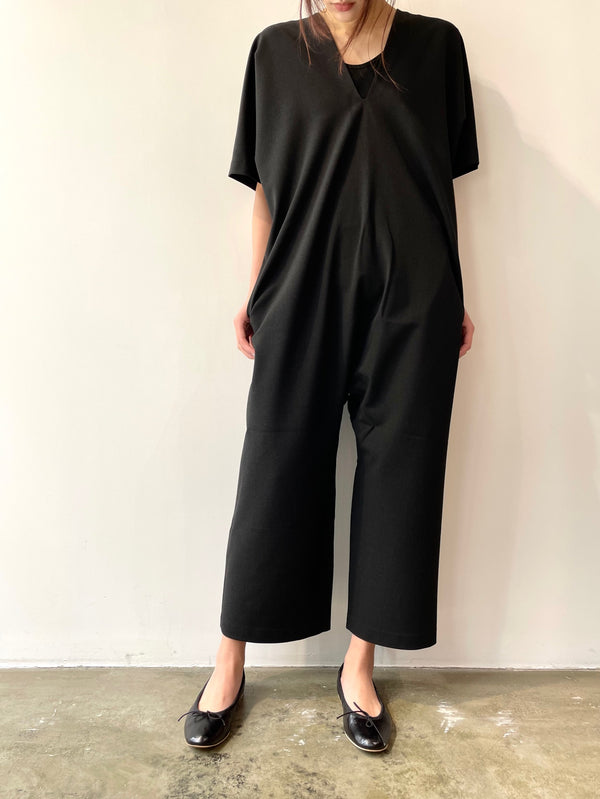V-neck jumpsuit L/S
