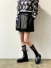 画像をギャラリービューアに読み込む, Mesh mini skirt
