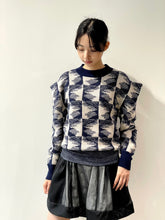 画像をギャラリービューアに読み込む, Jacquard knit pullover
