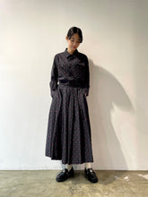 画像をギャラリービューアに読み込む, Gathered Skirt
