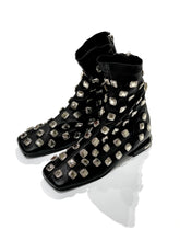 画像をギャラリービューアに読み込む, Metal concho boots
