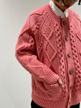 画像をギャラリービューアに読み込む, ARAN KNIT CARDIGAN
