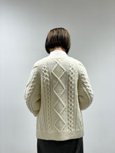 画像をギャラリービューアに読み込む, ARAN KNIT CARDIGAN
