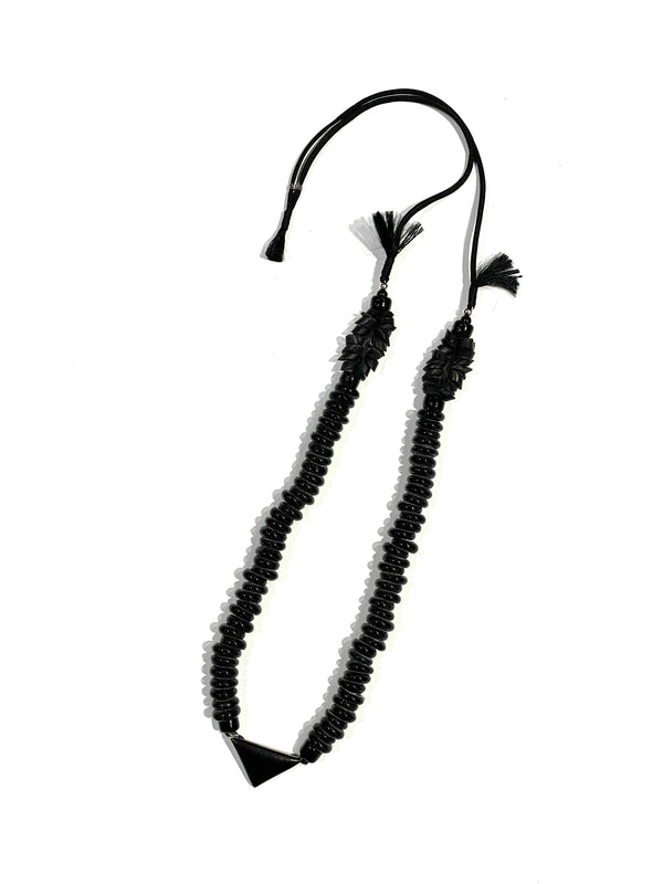 Triangle beads necklace
