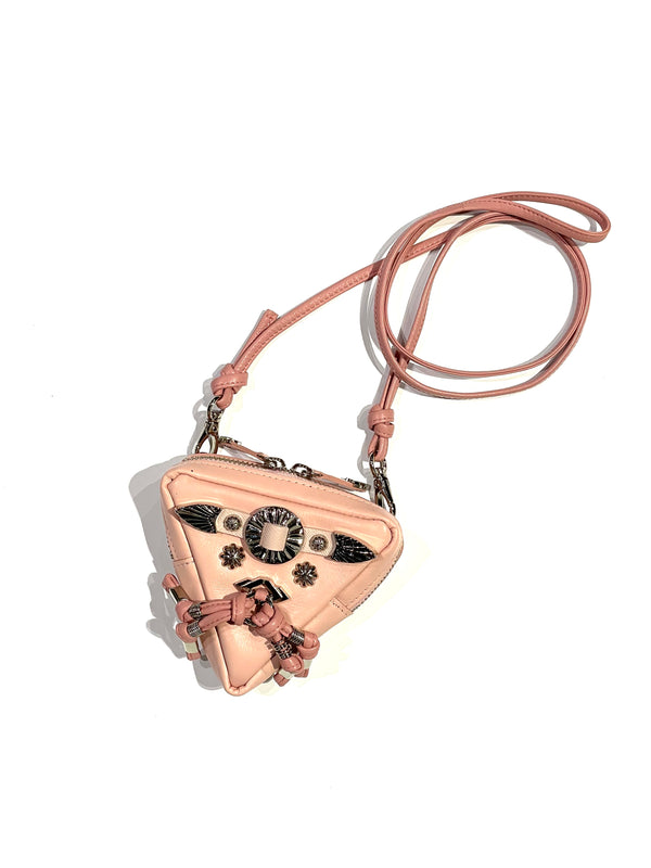 Triangle shoulder pouch
