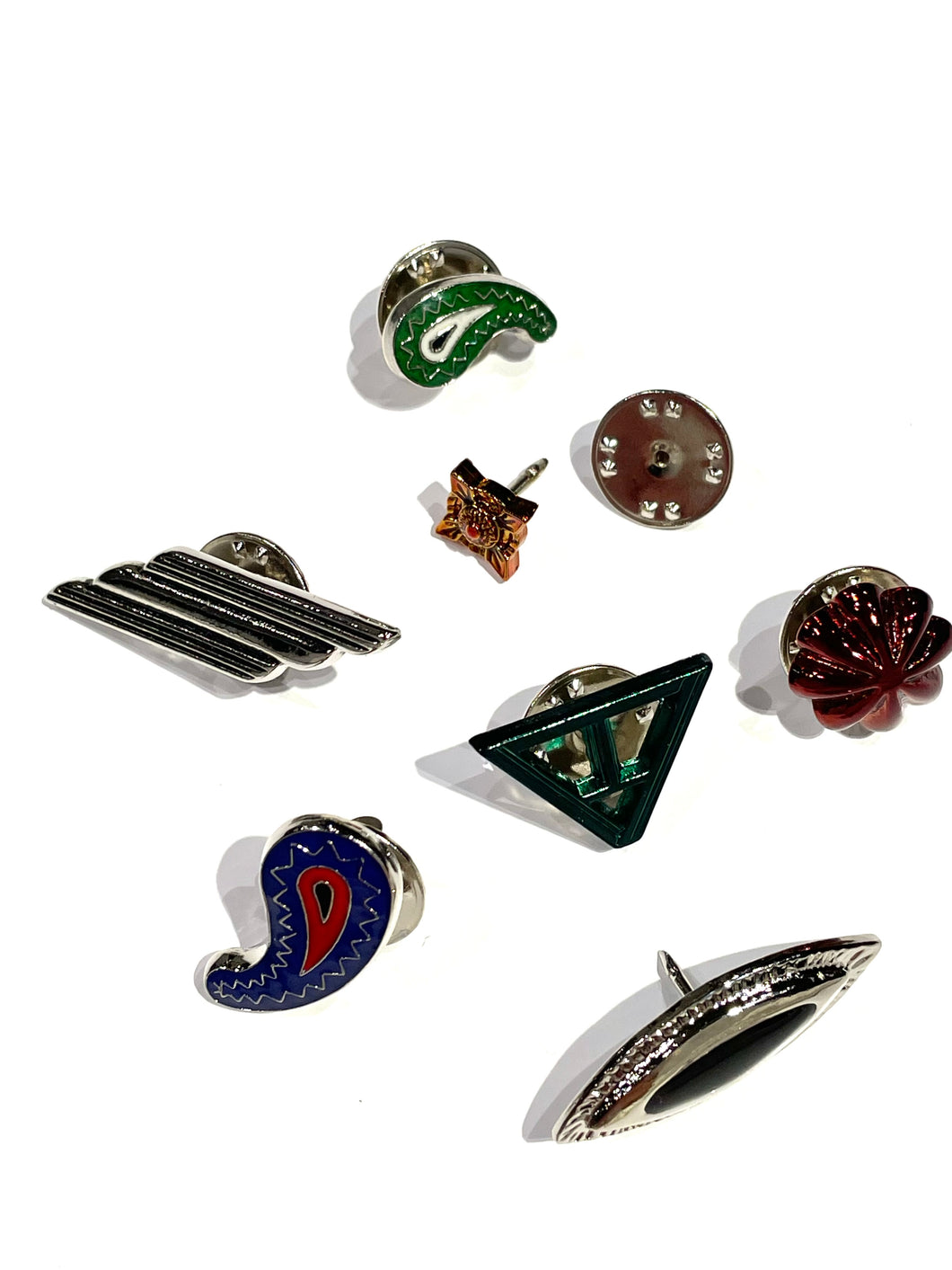 Metal pin set