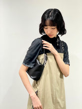 画像をギャラリービューアに読み込む, Leather mini bag
