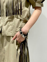 画像をギャラリービューアに読み込む, Double buckle concho bangle
