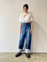 画像をギャラリービューアに読み込む, Cotton S/S shirt with feather
