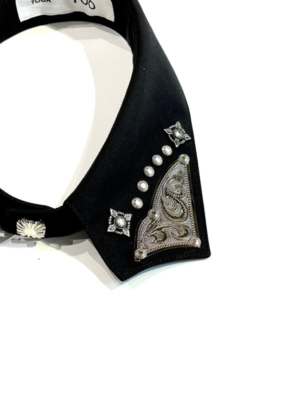 Metal collar