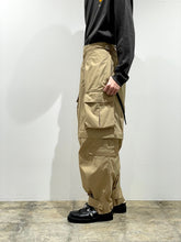 Weather cloth pants