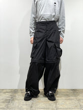 Weather cloth pants