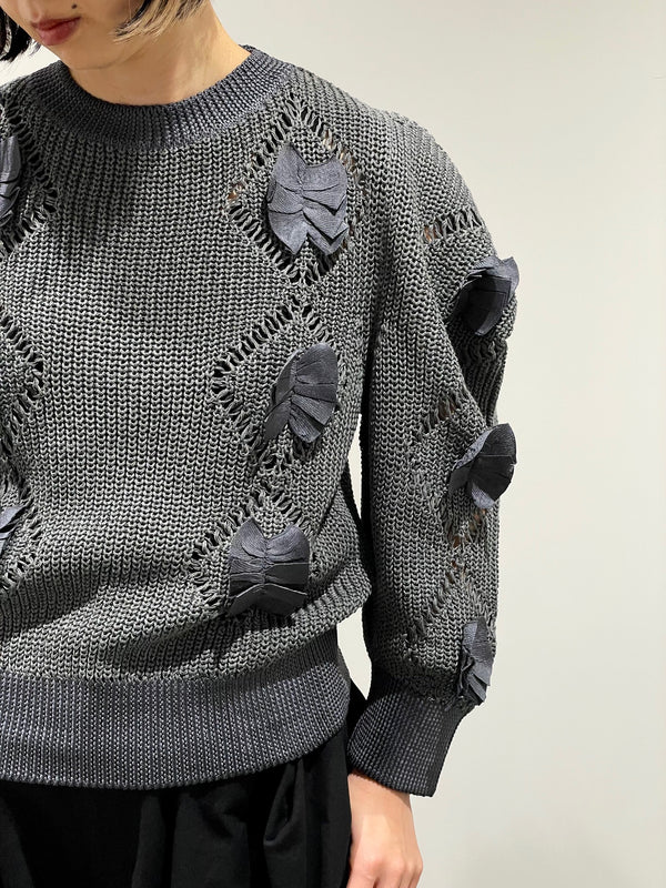 Motif knit pullover 1