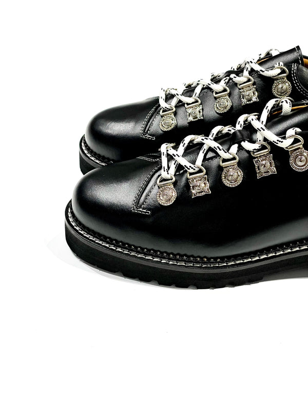 Leahter concho shoes