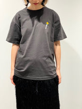 Embroidery T-shirt