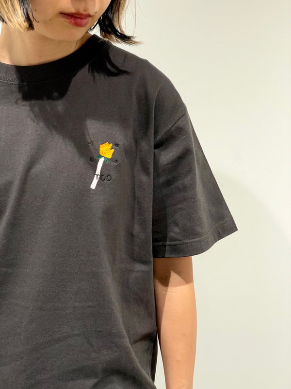 Embroidery T-shirt