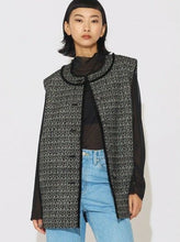 画像をギャラリービューアに読み込む, Tweed crewneck gilet
