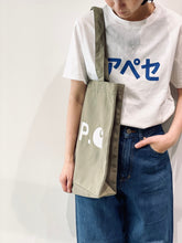 画像をギャラリービューアに読み込む, A.P.C.×Carhartt トートバッグ
