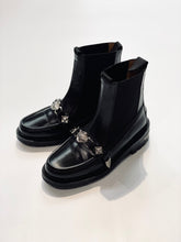 画像をギャラリービューアに読み込む, Metal loafer boots（WOMENS）
